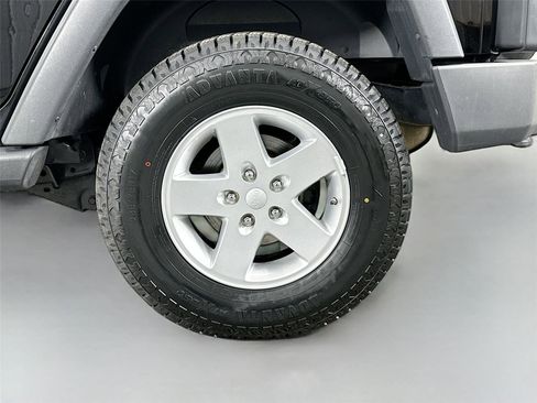 Used 2010 Jeep Wrangler Unlimited Sport image 25