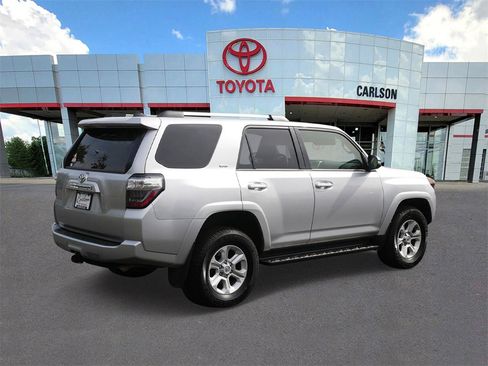 Certified 2024 Toyota 4Runner SR5 Premium image 5