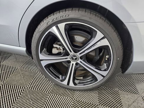 Used 2025 Mercedes-Benz C 300 Sedan image 17