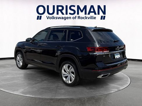 Used 2023 Volkswagen Atlas SE AWD/4WD image 4