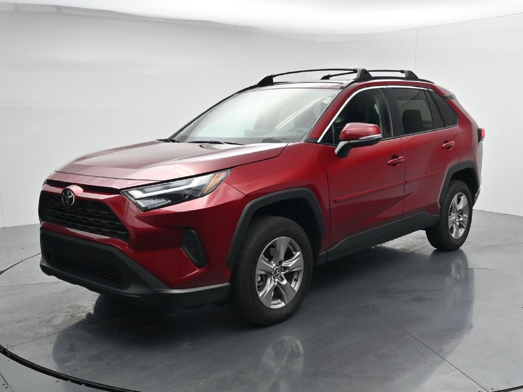 Used 2023 Toyota RAV4 XLE w/ Convenience Package AWD/4WD image 4