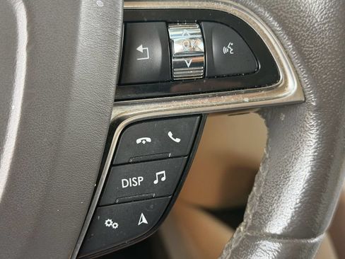 Used 2019 Lincoln Nautilus FWD image 23
