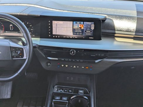Certified 2025 Nissan Murano SL AWD/4WD image 16
