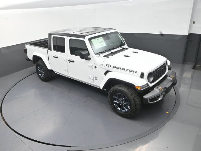 New 2026 Jeep Gladiator Sport AWD/4WD image 10