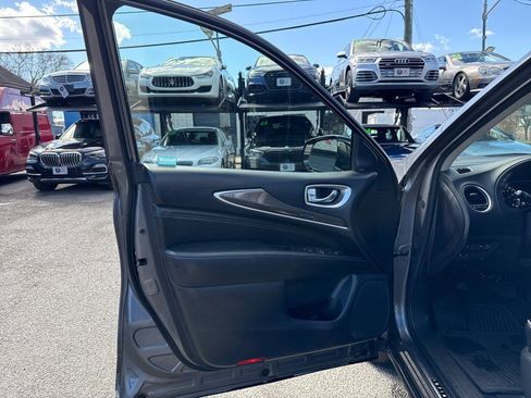 Used 2017 INFINITI QX60 AWD w/ Premium Plus Package image 10