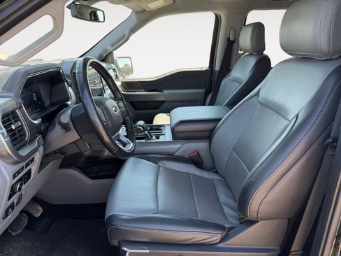 Used 2023 Ford F150 Lariat AWD/4WD image 9
