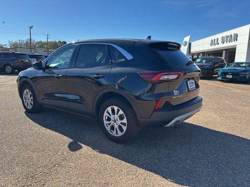 Used 2024 Ford Escape Active image 3