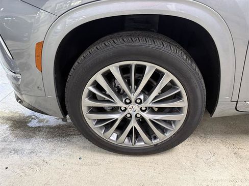 Certified 2026 Buick Enclave Avenir w/ Super Cruise Package AWD/4WD image 19