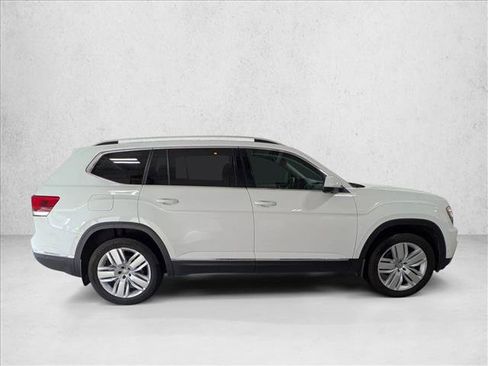 Used 2018 Volkswagen Atlas SEL Premium image 4