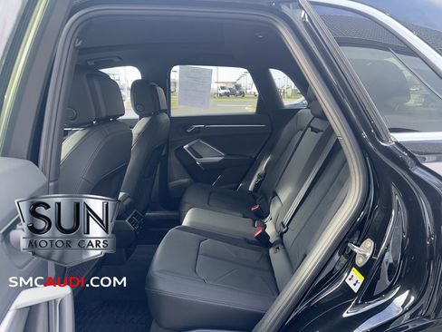 Certified 2025 Audi Q3 2.0T Premium Plus w/ Premium Plus Package image 17