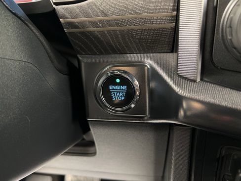 Certified 2022 Ford F150 Platinum w/ Equipment Group 701A High image 21