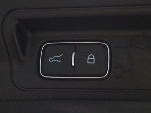 Certified 2023 Ford Explorer XLT w/ Equipment Group 202A image 20