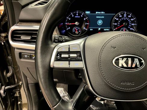 Used 2020 Kia Telluride SX w/ SX Prestige Package AWD/4WD image 11