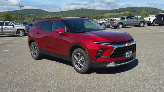 New 2026 Chevrolet Blazer LT w/ LPO, Floor Liner Package AWD/4WD image 2