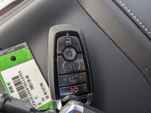 New 2026 Ford Expedition Max Platinum image 37