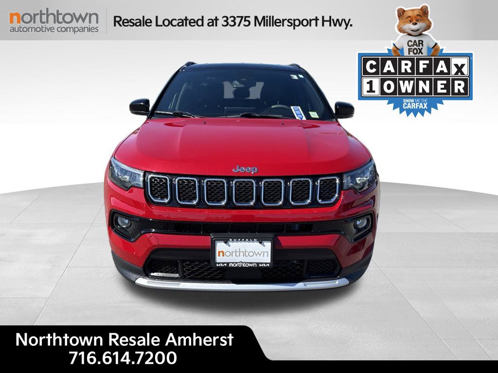 Used 2023 Jeep Compass Limited AWD/4WD image 2