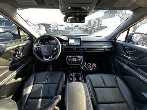 Certified 2022 Lincoln Corsair AWD w/ Equipment Group 101A image 16