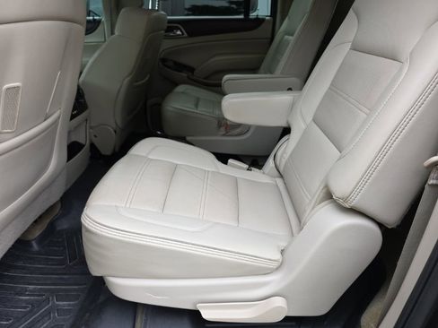Used 2016 GMC Yukon XL Denali w/ Open Road Package AWD/4WD image 22