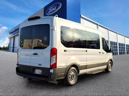 Used 2023 Ford Transit 350 XL image 2
