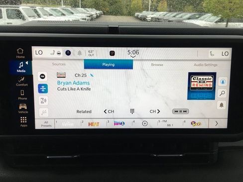 New 2024 Jeep Wrangler Unlimited image 17