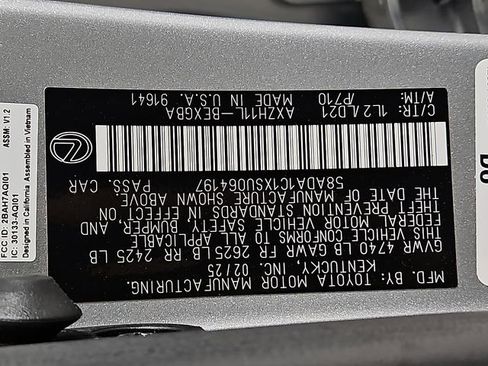 Used 2025 Lexus ES 300h w/ Premium Package image 31