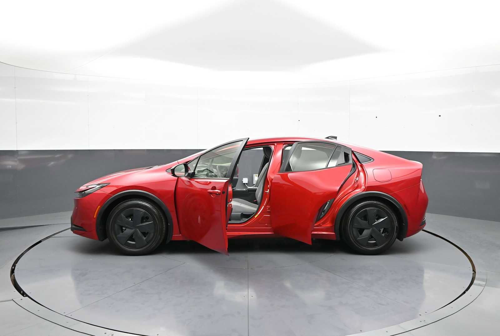 Used 2026 Toyota Prius LE FWD image 41