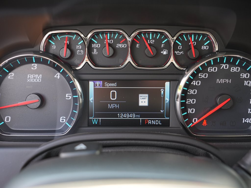 Certified 2020 Chevrolet Suburban Premier w/ RST 6.2L Performance Edition AWD/4WD image 37