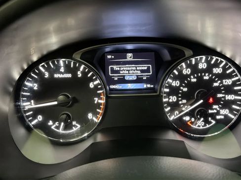 Used 2018 Nissan Altima 2.5 S w/ S Convenience Package FWD image 11