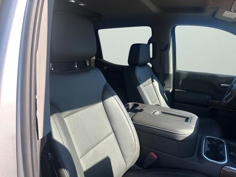 Used 2020 Chevrolet Silverado 1500 RST w/ Texas Edition image 15