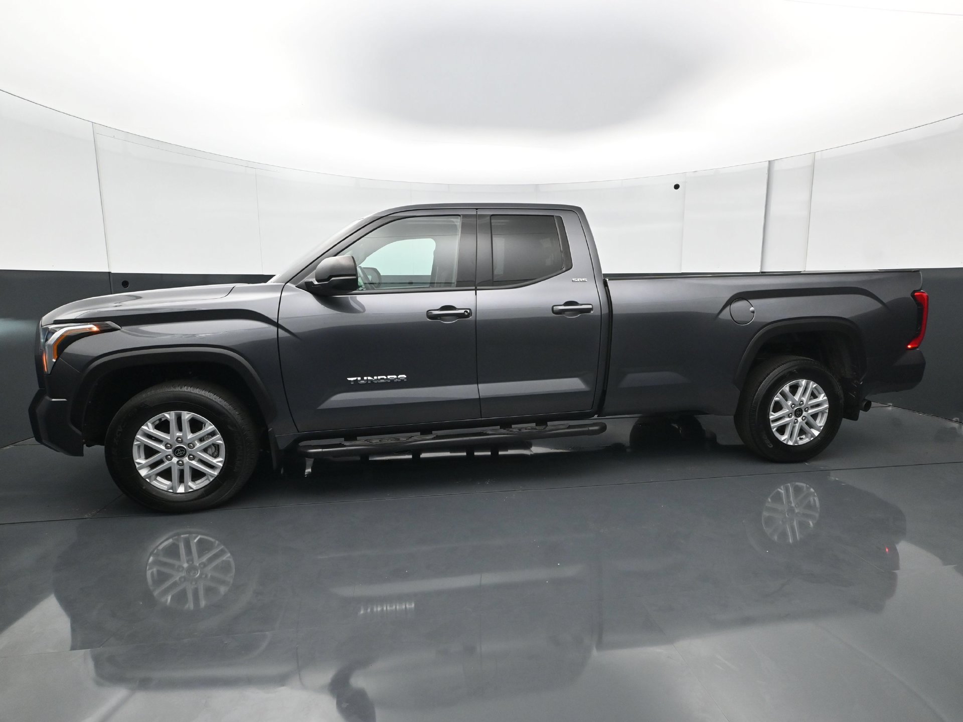 Used 2023 Toyota Tundra SR5 AWD/4WD image 3