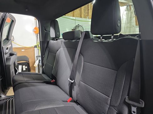 New 2026 GMC Sierra 1500 Elevation image 14