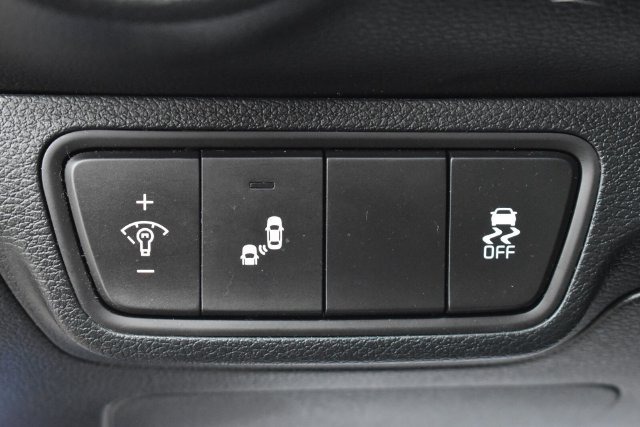 Used 2024 Kia Forte LXS w/ LXS Technology Package FWD image 19
