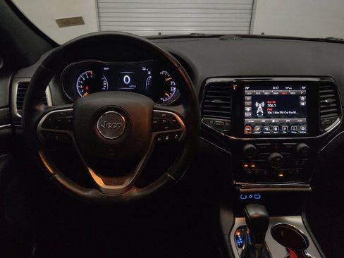 Used 2022 Jeep Grand Cherokee Limited w/ Tech Group RWD image 22