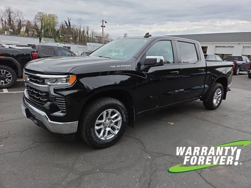 Used 2022 Chevrolet Silverado 1500 LT AWD/4WD image 3