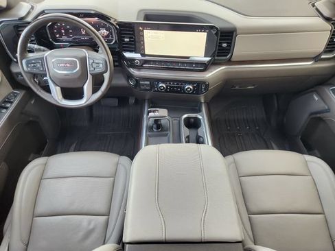 Used 2024 GMC Sierra 1500 SLT AWD/4WD image 28