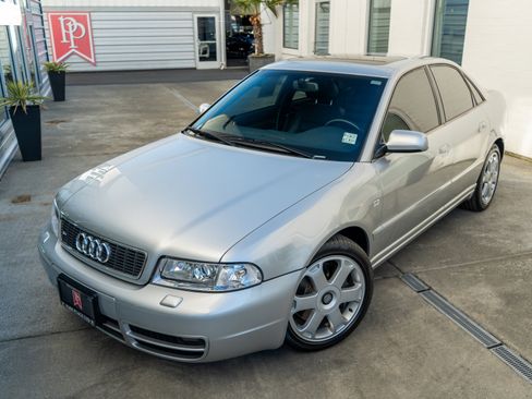 Used 2002 Audi S4 Sedan image 6