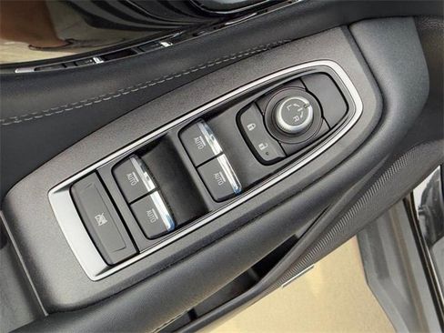 Used 2022 Subaru Outback Limited image 14