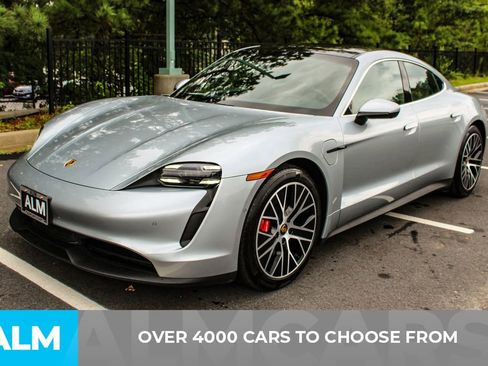 Used 2023 Porsche Taycan 4S w/ Performance Package image 3