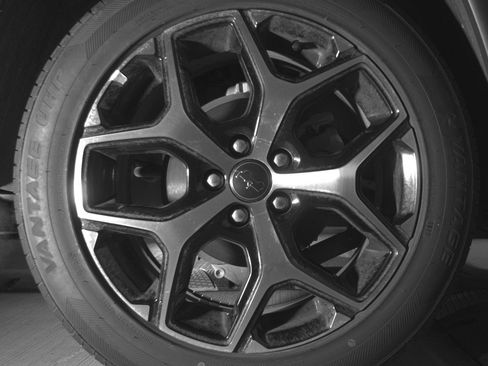 Used 2025 Jeep Compass Limited image 15