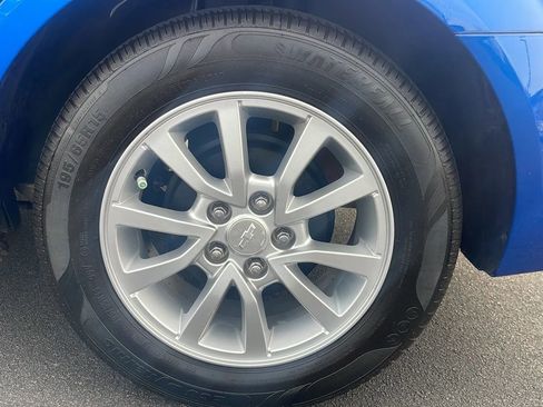 Used 2020 Chevrolet Sonic LT image 10