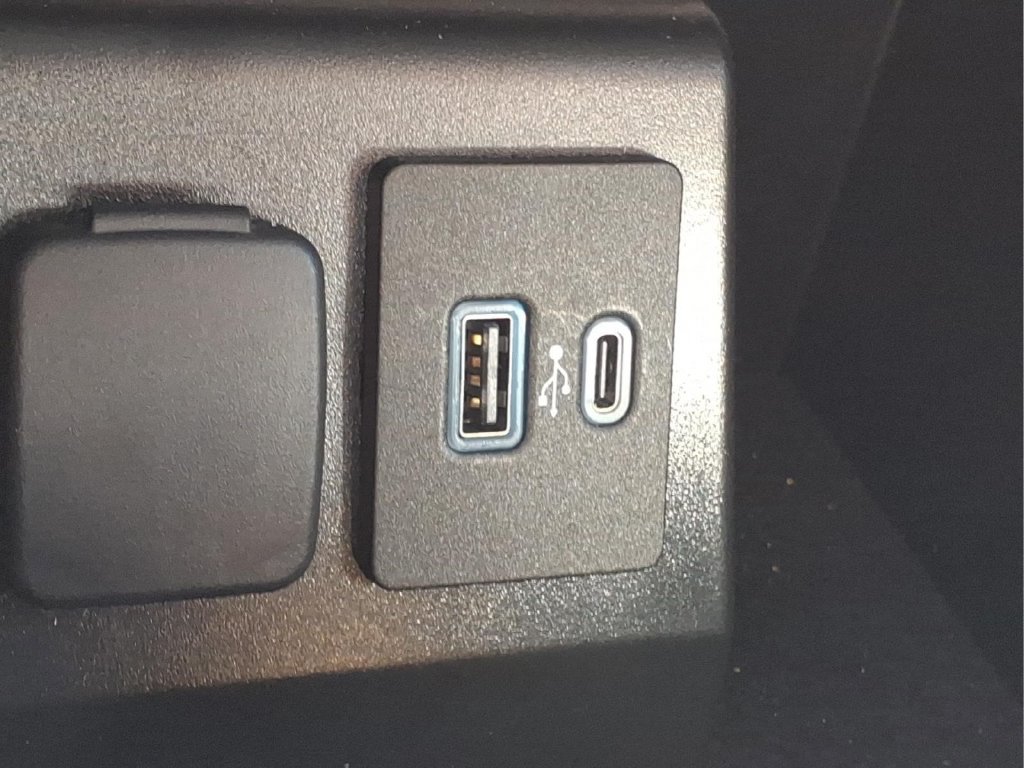 Certified 2023 Ford Explorer ST w/ Equipment Group 401A AWD/4WD image 21