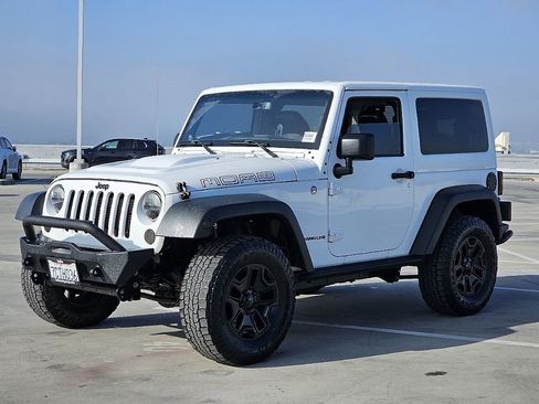 Used 2013 Jeep Wrangler Sahara image 6