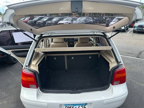 Used 2005 Volkswagen Golf GLS FWD image 24