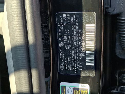 Certified 2025 Hyundai Elantra Sport image 26