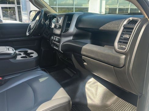 Used 2020 RAM 5500 Tradesman w/ Chrome Appearance Group image 5