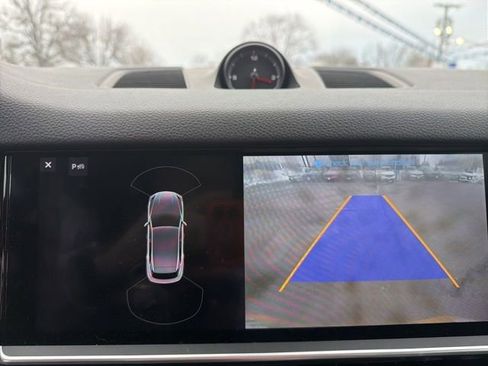Used 2020 Porsche Cayenne image 10