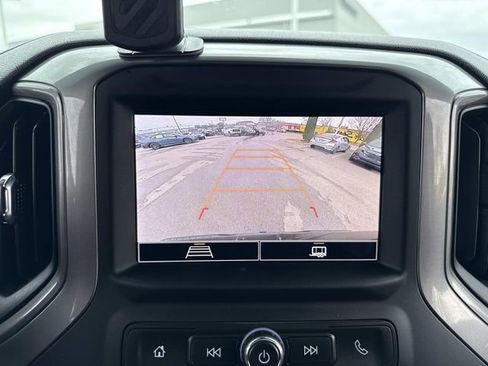 Used 2023 Chevrolet Silverado 1500 Custom image 25