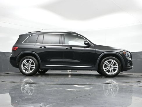 Used 2023 Mercedes-Benz GLB 250 4MATIC image 43