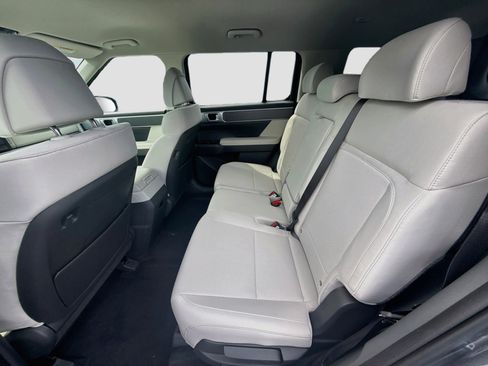 New 2027 Hyundai Santa Fe SE FWD image 17
