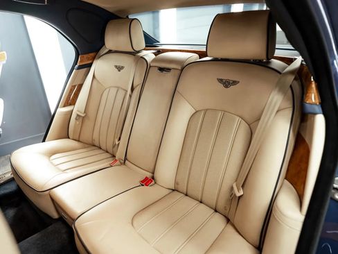 Used 2011 Bentley Mulsanne RWD image 19